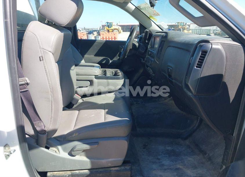 Photo 5 of 2017 Chevrolet Silverado 1500 WT (VIN 1GCNCNEC0HZ219061)