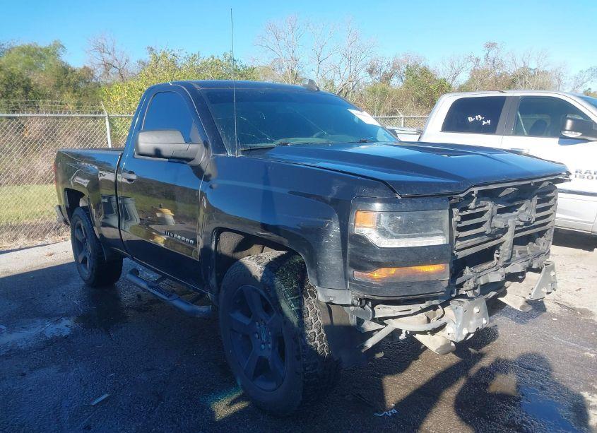 2017 Chevrolet Silverado 1500 WT (VIN 1GCNCNEC0HZ392448) main photo
