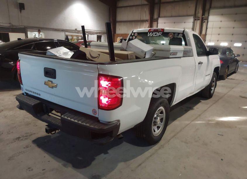 Photo 4 of 2018 Chevrolet Silverado 1500 WT (VIN 1GCNCNEC0JZ125137)