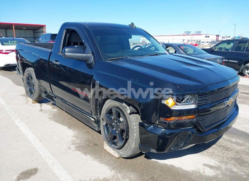 2018 Chevrolet Silverado 1500 WT (VIN 1GCNCNEC1JZ339988) main photo