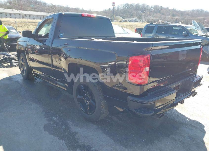 Photo 3 of 2018 Chevrolet Silverado 1500 WT (VIN 1GCNCNEC1JZ339988)