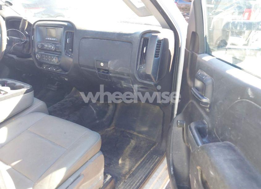 Photo 5 of 2016 Chevrolet Silverado 1500 WT (VIN 1GCNCNEC2GZ367601)