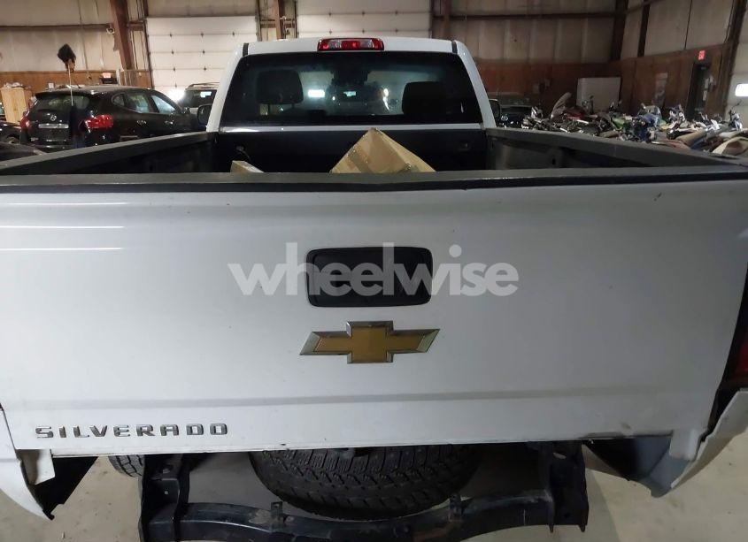 Photo 17 of 2018 Chevrolet Silverado 1500 WT (VIN 1GCNCNEC4JZ102492)