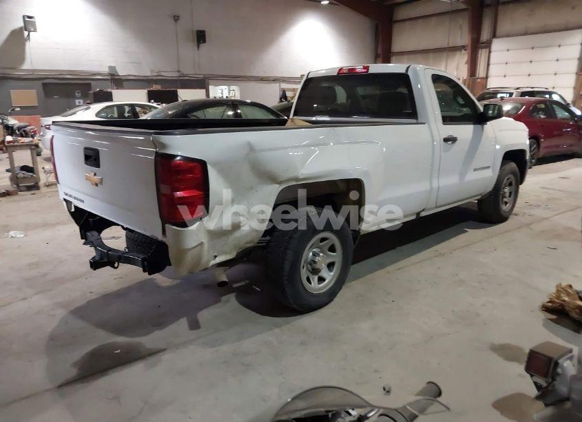 Photo 4 of 2018 Chevrolet Silverado 1500 WT (VIN 1GCNCNEC4JZ102492)