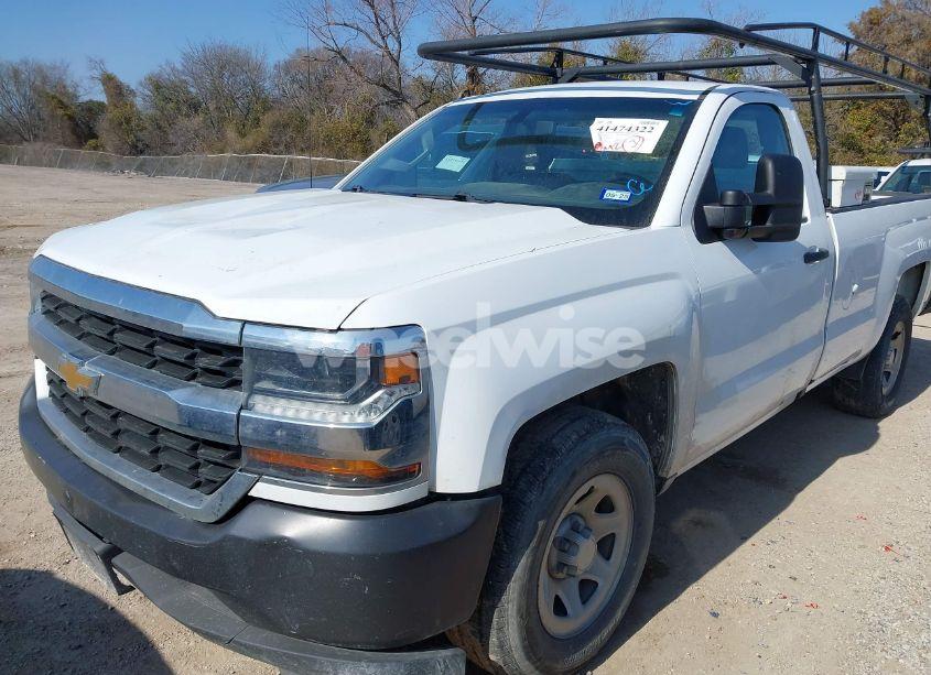 Photo 2 of 2018 Chevrolet Silverado 1500 WT (VIN 1GCNCNEC4JZ319279)