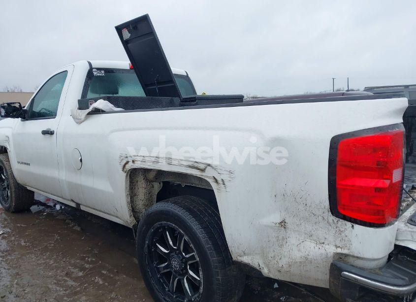 Photo 14 of 2018 Chevrolet Silverado 1500 WT (VIN 1GCNCNEC5JZ906879)