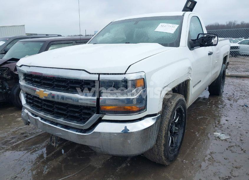 Photo 2 of 2018 Chevrolet Silverado 1500 WT (VIN 1GCNCNEC5JZ906879)