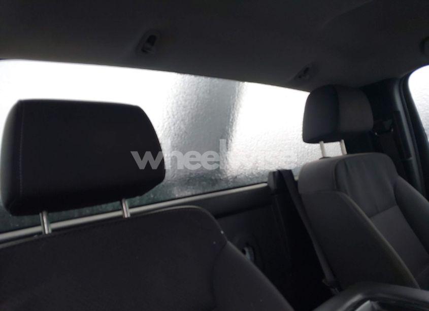 Photo 8 of 2018 Chevrolet Silverado 1500 WT (VIN 1GCNCNEC5JZ906879)