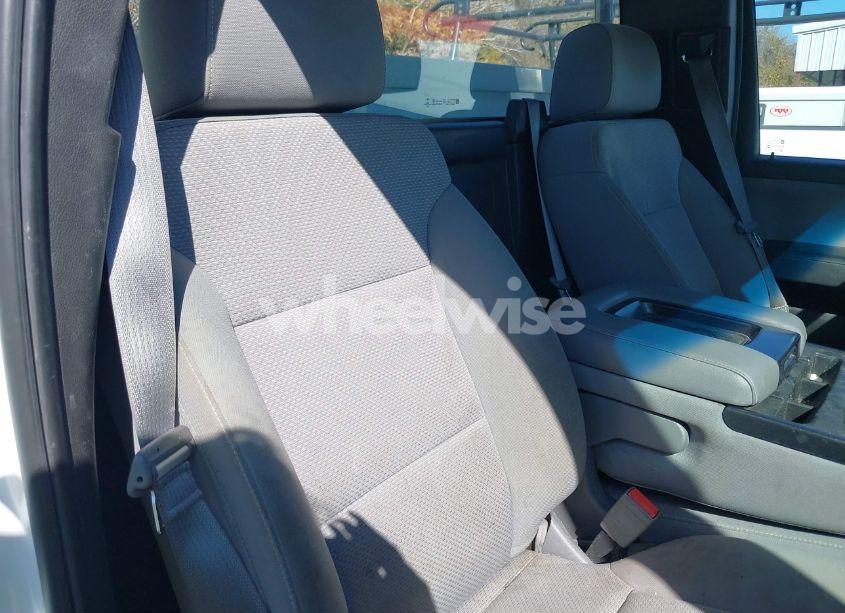 Photo 8 of 2016 Chevrolet Silverado 1500 WT (VIN 1GCNCNEC6GZ348128)