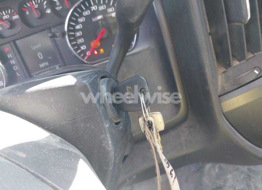 Photo 10 of 2017 Chevrolet Silverado 1500 WT (VIN 1GCNCNEC7HZ182395)