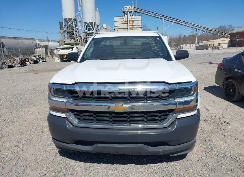 Photo 12 of 2018 Chevrolet Silverado 1500 WT (VIN 1GCNCNEC7JZ160368)