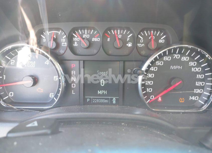 Photo 7 of 2018 Chevrolet Silverado 1500 WT (VIN 1GCNCNEC7JZ160368)