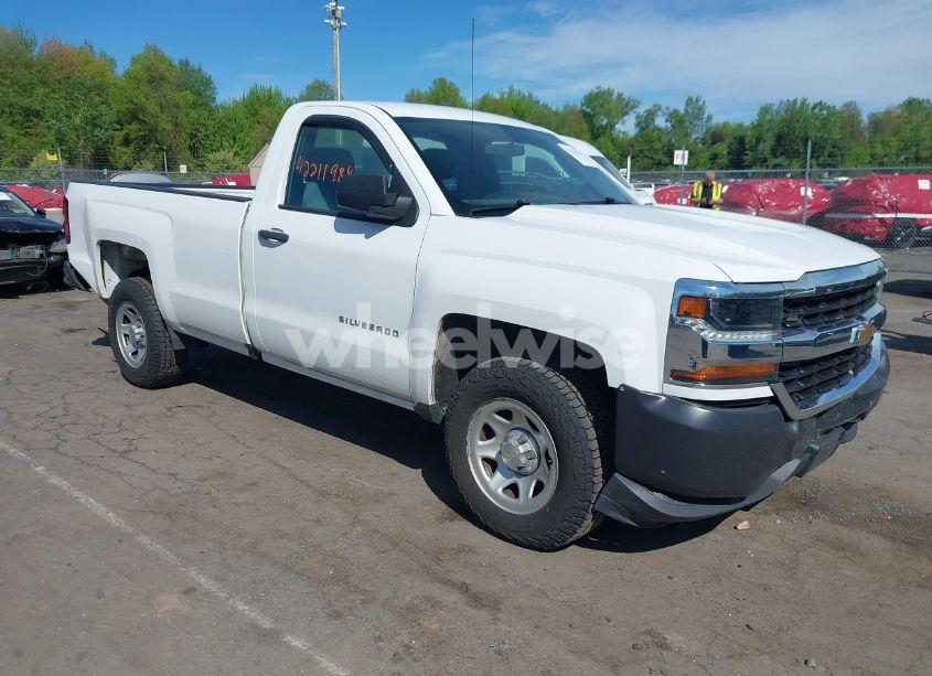 2018 Chevrolet Silverado 1500 WT (VIN 1GCNCNEH0JZ294408) main photo