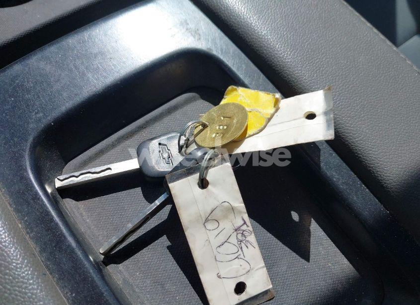 Photo 11 of 2018 Chevrolet Silverado 1500 WT (VIN 1GCNCNEH0JZ294408)