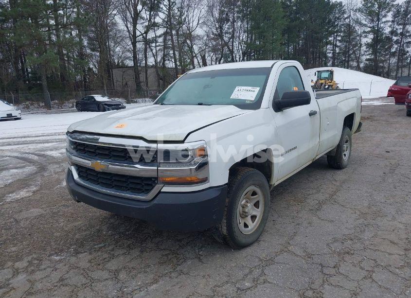 Photo 6 of 2017 Chevrolet Silverado 1500 WT (VIN 1GCNCNEH1HZ103766)