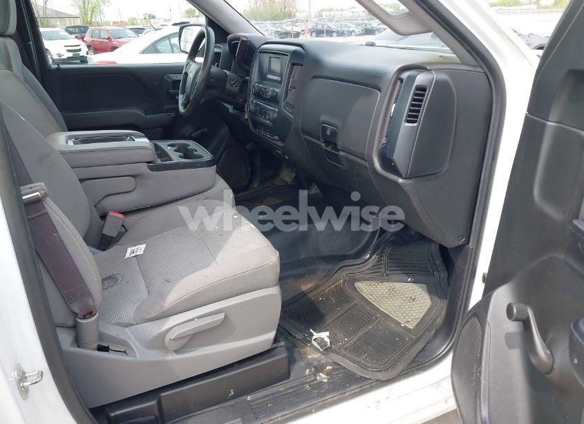 Photo 5 of 2017 Chevrolet Silverado 1500 WT (VIN 1GCNCNEH2HZ406541)