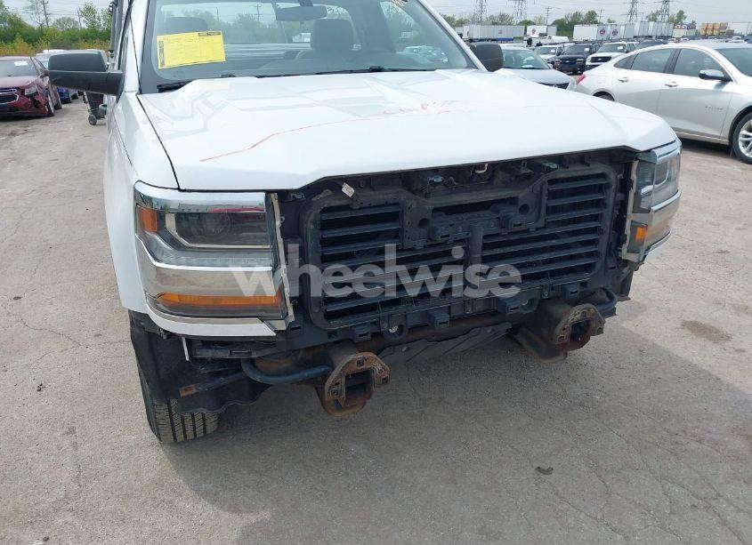 Photo 6 of 2017 Chevrolet Silverado 1500 WT (VIN 1GCNCNEH2HZ406541)