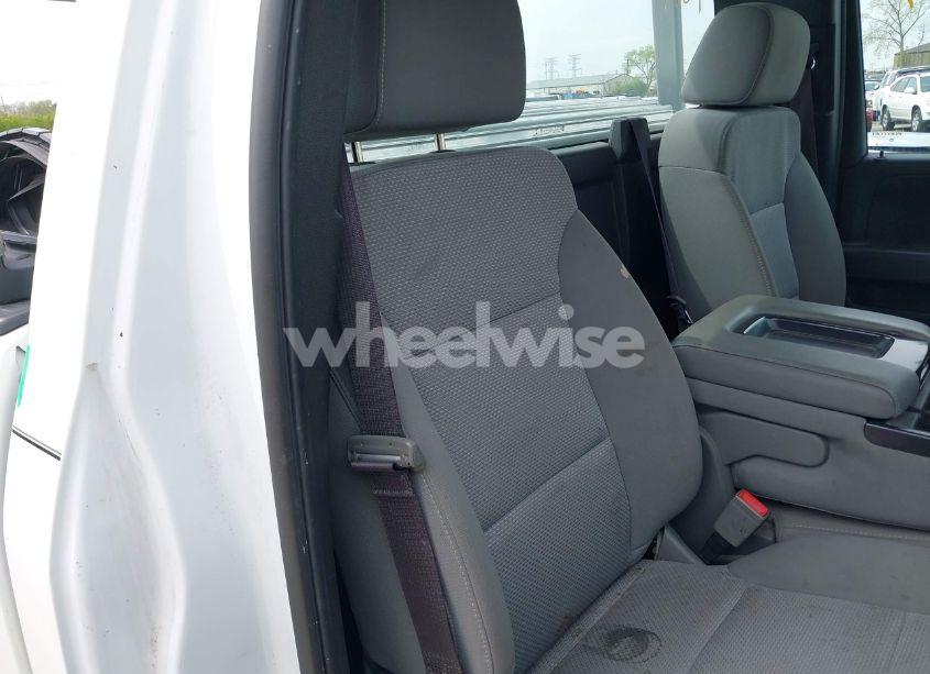 Photo 8 of 2017 Chevrolet Silverado 1500 WT (VIN 1GCNCNEH2HZ406541)