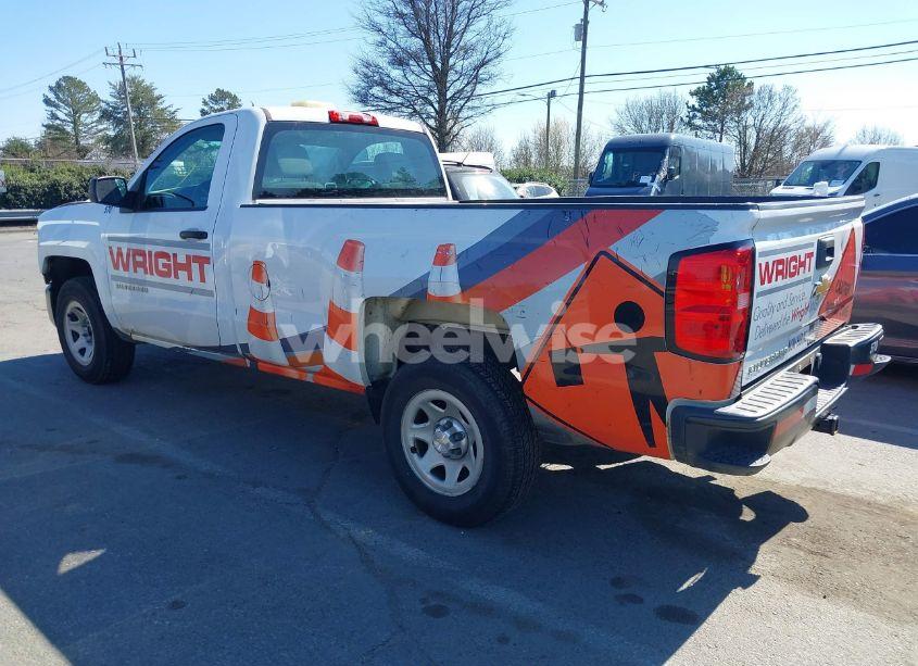 Photo 3 of 2018 Chevrolet Silverado 1500 WT (VIN 1GCNCNEH2JZ148429)