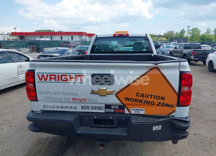 Photo 16 of 2018 Chevrolet Silverado 1500 WT (VIN 1GCNCNEH2JZ238390)