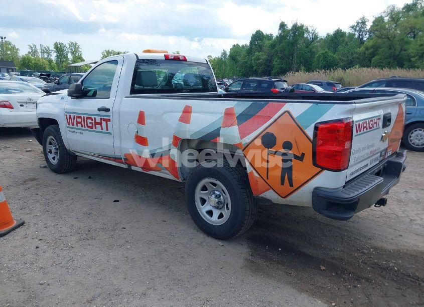 Photo 3 of 2018 Chevrolet Silverado 1500 WT (VIN 1GCNCNEH2JZ238390)