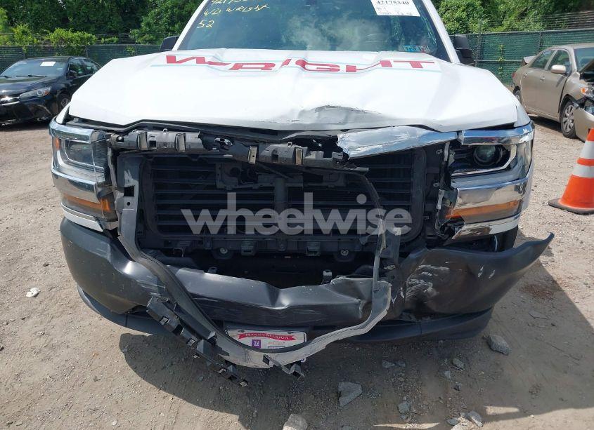 Photo 6 of 2018 Chevrolet Silverado 1500 WT (VIN 1GCNCNEH2JZ238390)