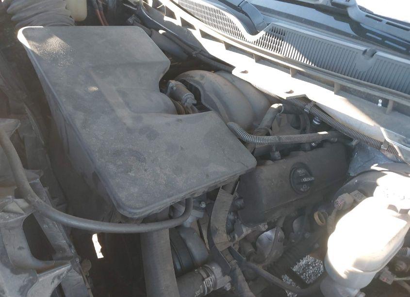 Photo 10 of 2018 Chevrolet Silverado 1500 WORK TRUCK (VIN 1GCNCNEH3JZ307703)