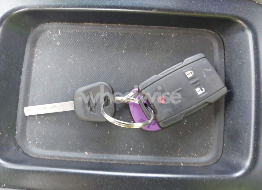 Photo 11 of 2018 Chevrolet Silverado 1500 WT (VIN 1GCNCNEH3JZ336487)