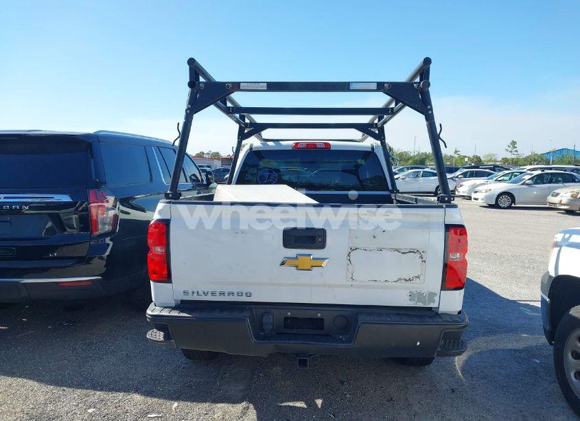 Photo 16 of 2018 Chevrolet Silverado 1500 WT (VIN 1GCNCNEH3JZ336487)