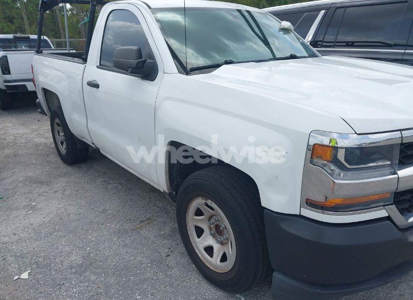 Photo 6 of 2018 Chevrolet Silverado 1500 WT (VIN 1GCNCNEH3JZ336487)