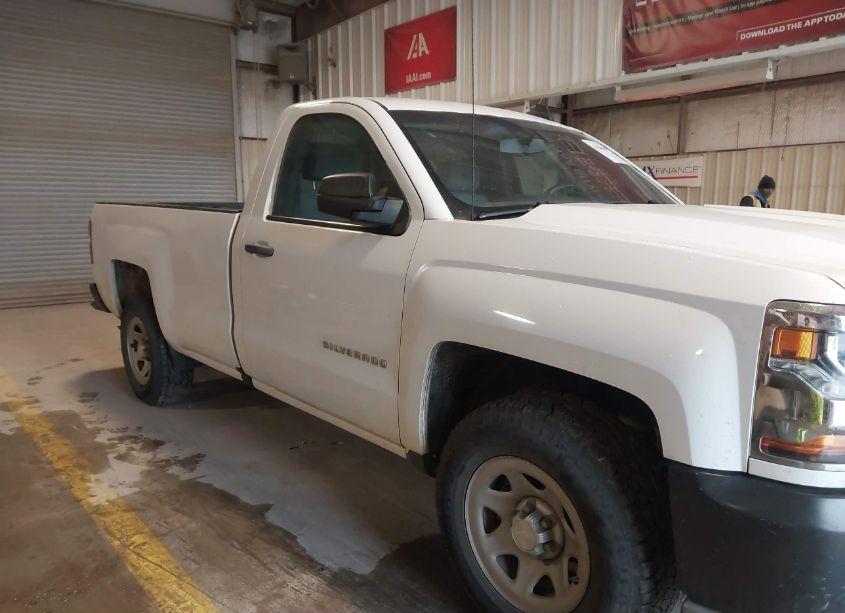 2017 Chevrolet Silverado 1500 WT (VIN 1GCNCNEH4HZ189185) main photo