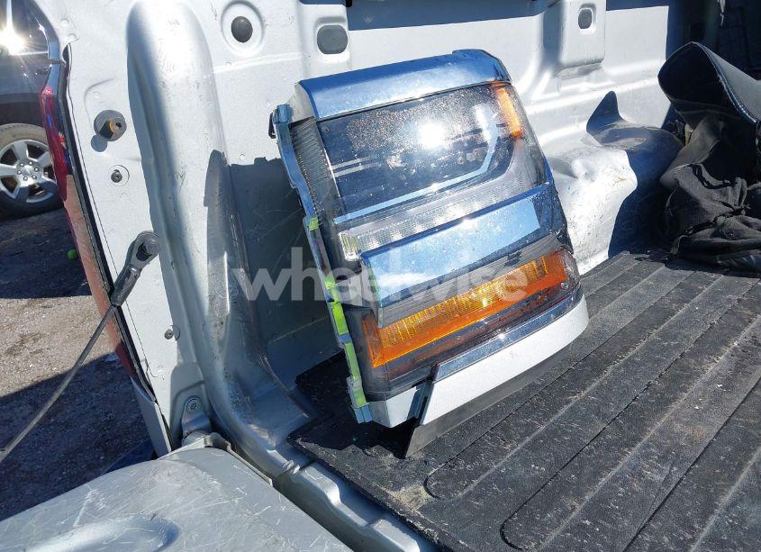 Photo 12 of 2018 Chevrolet Silverado 1500 WT (VIN 1GCNCNEH4JZ378618)