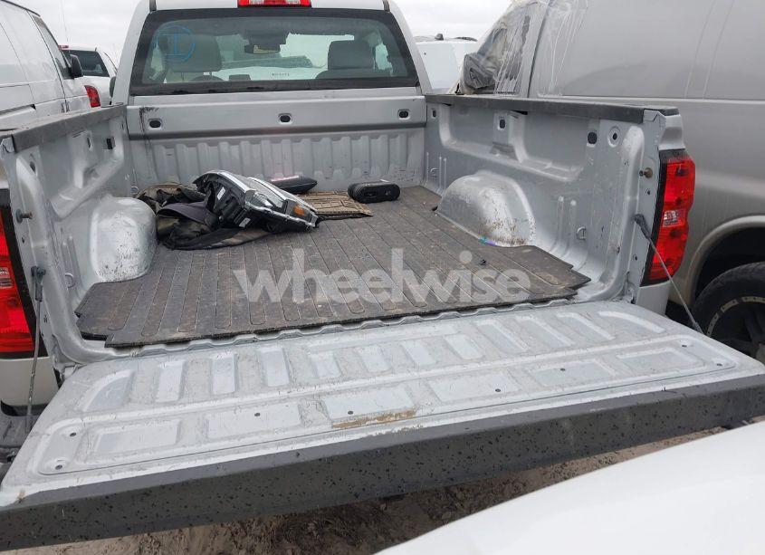 Photo 17 of 2018 Chevrolet Silverado 1500 WT (VIN 1GCNCNEH4JZ378618)