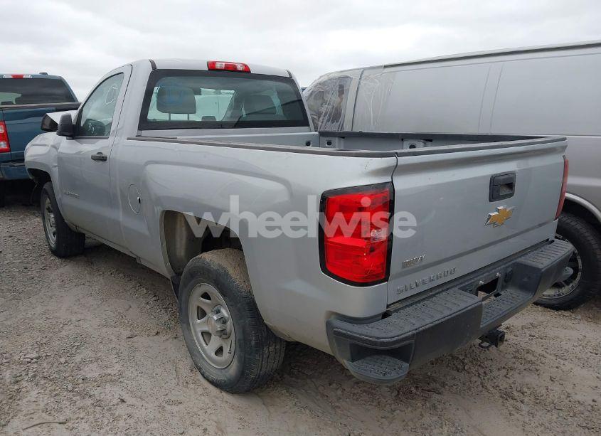 Photo 3 of 2018 Chevrolet Silverado 1500 WT (VIN 1GCNCNEH4JZ378618)