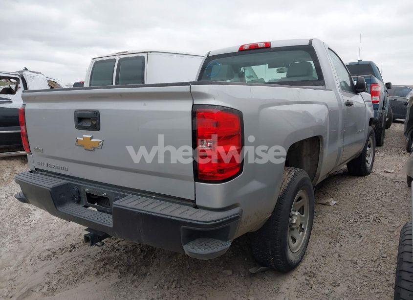 Photo 4 of 2018 Chevrolet Silverado 1500 WT (VIN 1GCNCNEH4JZ378618)