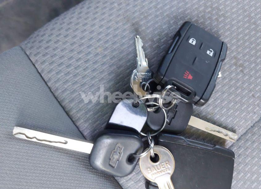 Photo 11 of 2017 Chevrolet Silverado 1500 WT (VIN 1GCNCNEH5HZ360834)