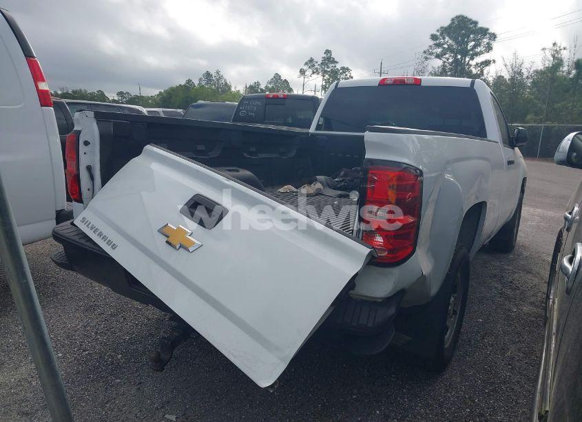 Photo 4 of 2018 Chevrolet Silverado 1500 WT (VIN 1GCNCNEH5JZ118938)