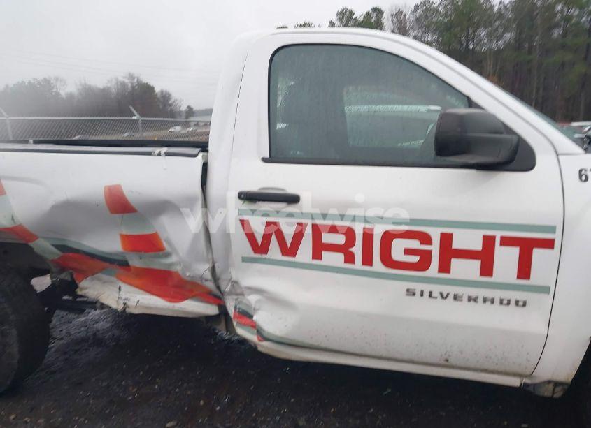 Photo 13 of 2018 Chevrolet Silverado 1500 WT (VIN 1GCNCNEH5JZ222703)