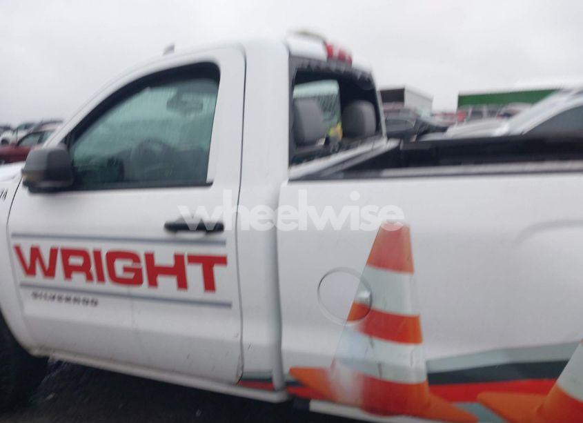 Photo 14 of 2018 Chevrolet Silverado 1500 WT (VIN 1GCNCNEH5JZ222703)