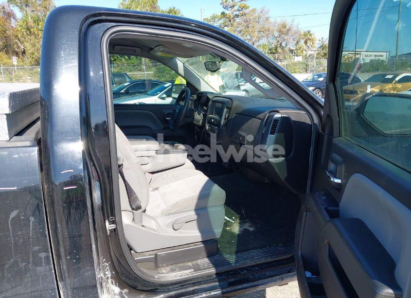 Photo 5 of 2018 Chevrolet Silverado 1500 LS (VIN 1GCNCNEH6JZ177433)