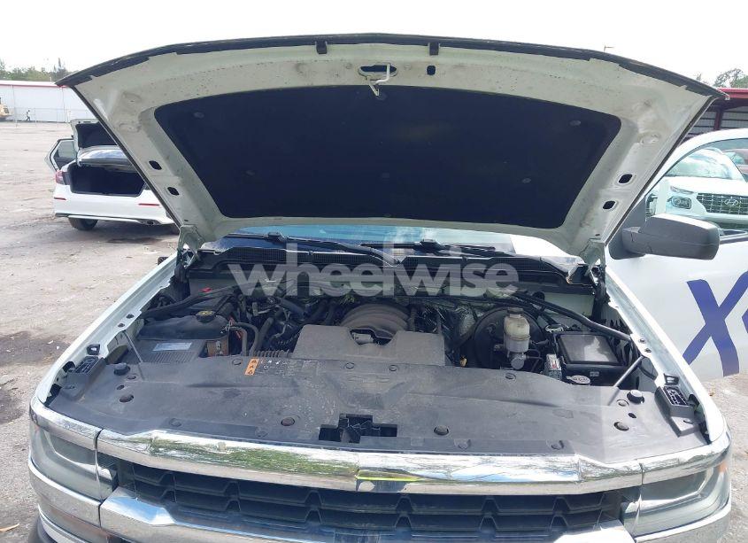 Photo 9 of 2017 Chevrolet Silverado 1500 WT (VIN 1GCNCNEH7HZ321808)