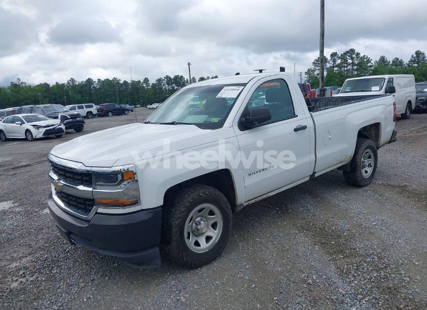 Photo 2 of 2018 Chevrolet Silverado 1500 WT (VIN 1GCNCNEH8JZ368433)