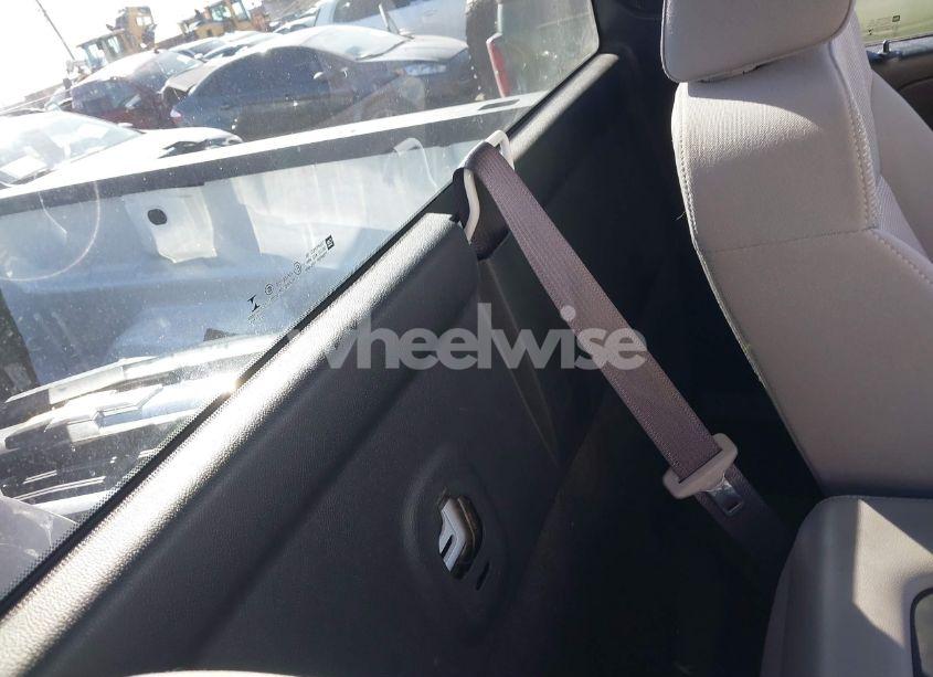 Photo 8 of 2017 Chevrolet Silverado 1500 WT (VIN 1GCNCNEH9HZ117902)