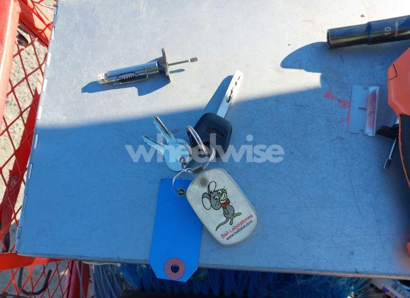 Photo 11 of 2016 Chevrolet Silverado 1500 WT (VIN 1GCNCNEHXGZ407421)