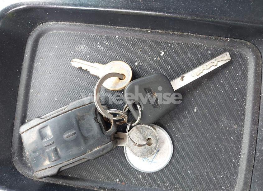 Photo 11 of 2017 Chevrolet Silverado 1500 WT (VIN 1GCNCNEHXHZ192639)