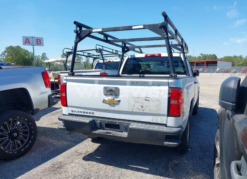 Photo 4 of 2017 Chevrolet Silverado 1500 WT (VIN 1GCNCNEHXHZ192639)