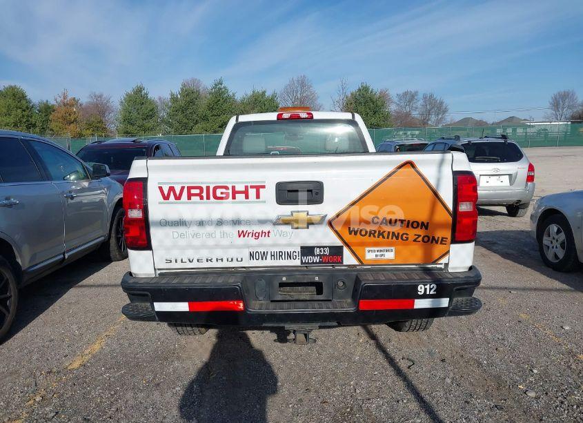 Photo 16 of 2018 Chevrolet Silverado 1500 WT (VIN 1GCNCNEHXJZ302661)