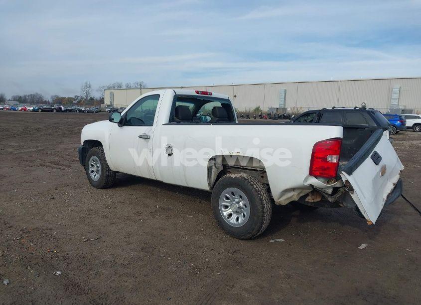 Photo 3 of 2013 Chevrolet Silverado 1500 WORK TRUCK (VIN 1GCNCPE08DZ360195)
