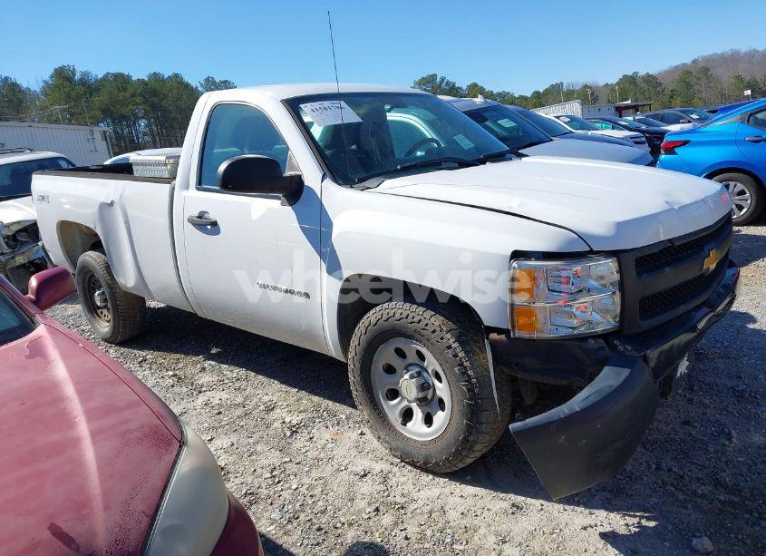2013 Chevrolet Silverado 1500 WORK TRUCK (VIN 1GCNCPEA0DZ414372) main photo