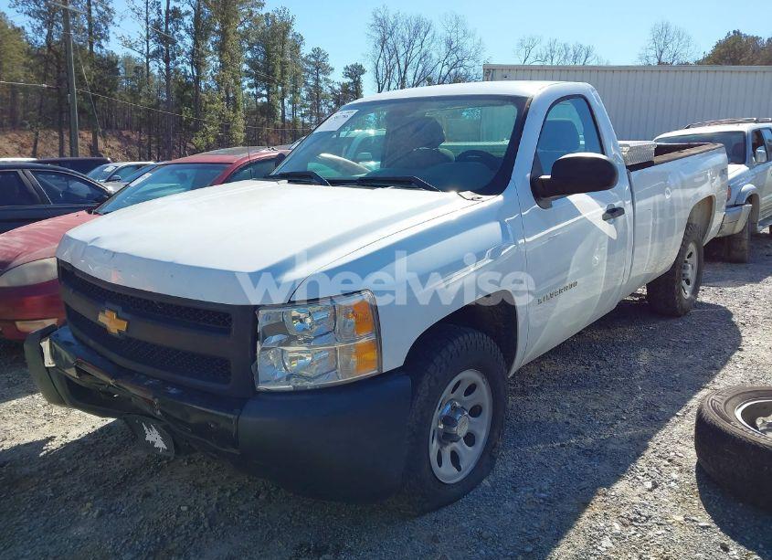 Photo 2 of 2013 Chevrolet Silverado 1500 WORK TRUCK (VIN 1GCNCPEA0DZ414372)